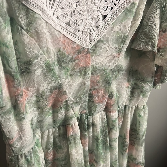 Disney Princess Floral Lace Dress Size Medium Disney Bounding - Picture 5 of 8